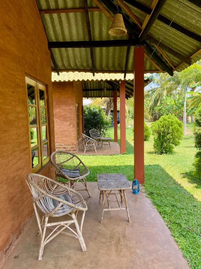 Hotel Wild Breeze Tissamaharama Exterior foto